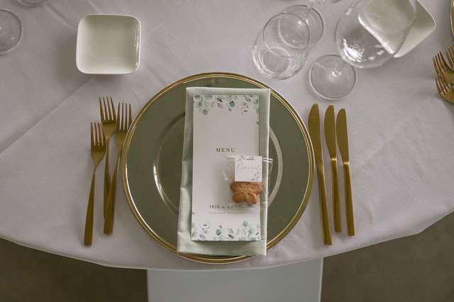 table dressée au domaine de bronromme